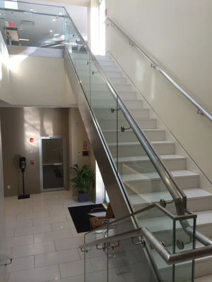 10/5+5 MM Vetro laminato temperato Utilizzato per vetri per scale con maniglie e accessori correlati